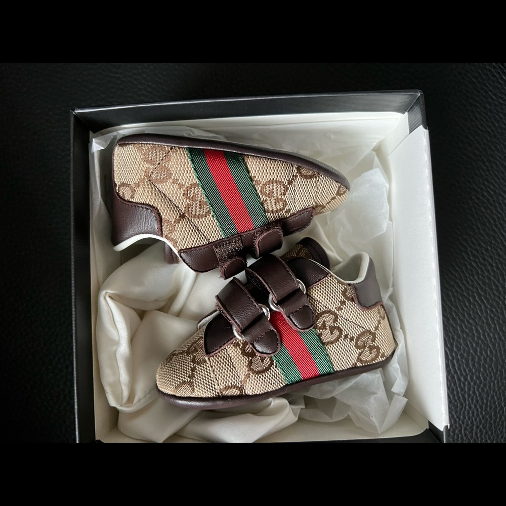 Gucci baby shoes